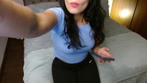 Snapshot of rouss_henao chatting on 12.24.24 Rouss marie henao online show from 12.24.24