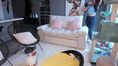 Snapshot of rouss_henao chatting on 09.17.25 Rouss marie henao  online show from 09.17.25