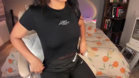 Snapshot of rouss_henao chatting on 09.20.25 Rouss marie henao  online show from 09.20.25