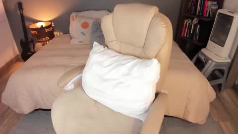 Snapshot of rouss_henao chatting on 09.24.25 Rouss marie henao  online show from 09.24.25