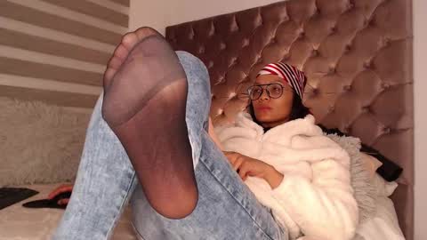 Snapshot of rouss_henao chatting on 10.30.25 Rouss marie henao  online show from 10.30.25