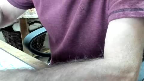 Snapshot of routi chatting on 11.25.25 routi97 online show from 11.25.25