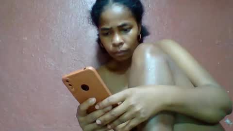 rovaelyah online show from 10.28.25