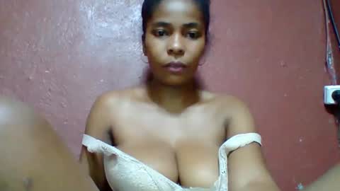 rovaelyah online show from 11.21.25