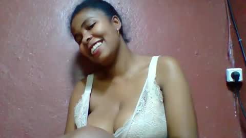 rovaelyah online show from 11.22.25