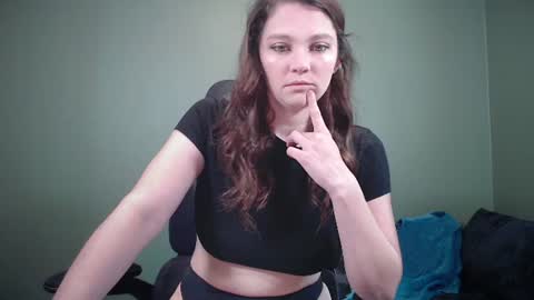 Snapshot of rowanswolves chatting on 07.29.26 rowanswolves online show from 07.29.26