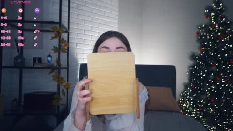 Michelle online show from 12.21.24