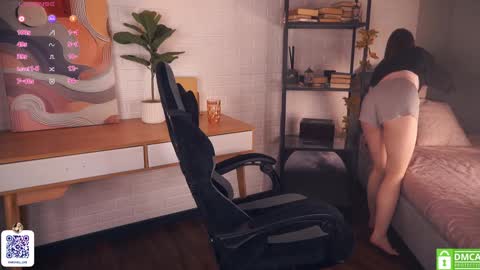 Michelle online show from 02.03.25
