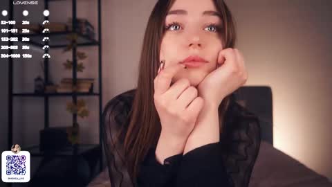 Michelle online show from 02.12.25