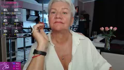 Snapshot of roxana_brooks chatting on 08.06.26 Roxana online show from 08.06.26