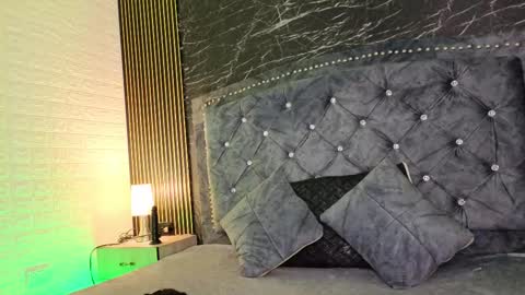 roxana_scottt online show from 09.29.25