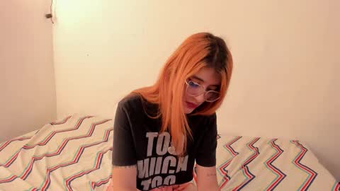 Snapshot of roxanajames__ chatting on 10.24.25 roxy online show from 10.24.25