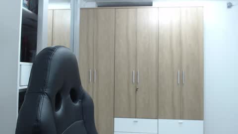 Roxana online show from 12.21.24