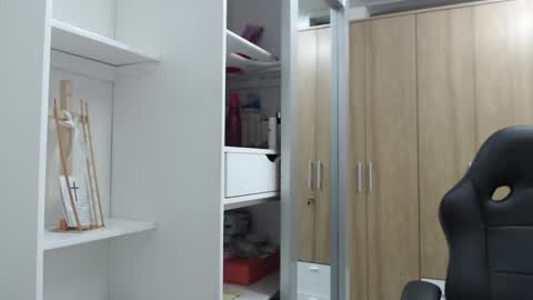 Roxana online show from 01.01.25