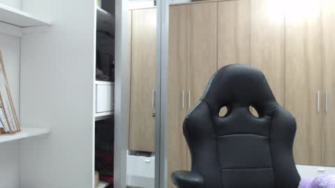 Roxana online show from 01.14.25