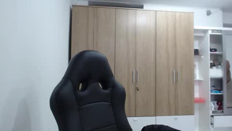 Snapshot of roxanalove7 chatting on 02.22.26 Roxana online show from 02.22.26