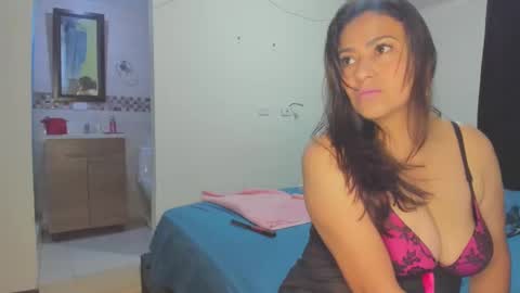 roxanasexy2025 online show from 03.04.25