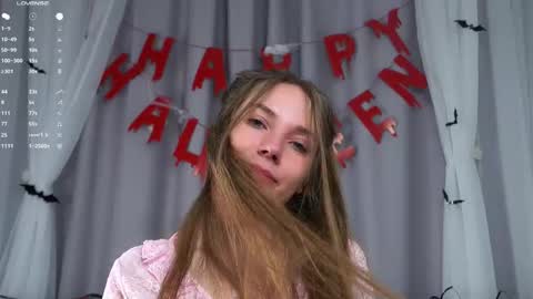 roxannastoo online show from 10.30.25