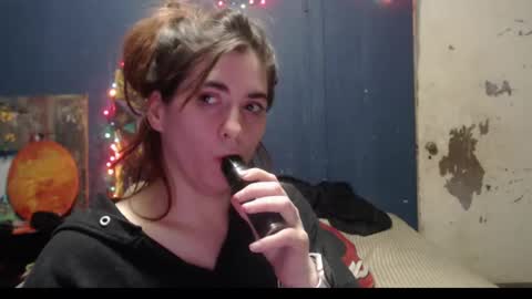 Snapshot of roxanneroulette chatting on 01.03.25 Silver online show from 01.03.25