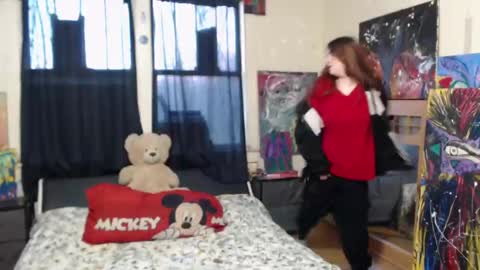 Snapshot of roxanneroulette chatting on 01.19.25 Silver online show from 01.19.25