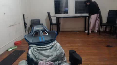 Snapshot of roxanneroulette chatting on 02.01.25 Silver online show from 02.01.25