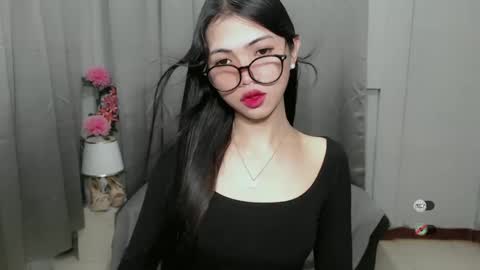 Roxie online show from 01.10.25