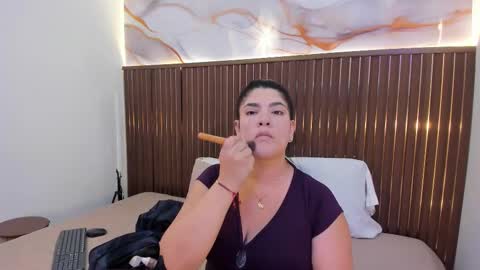 Roxie  online show from 01.06.26