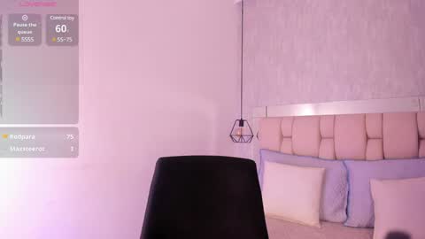 Roxie  online show from 01.11.25