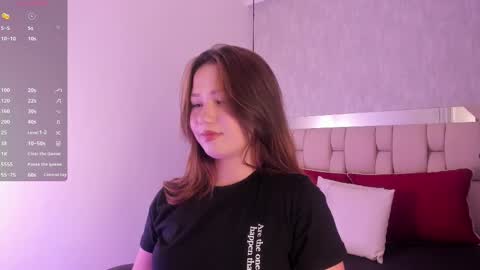 Roxie  online show from 03.04.25