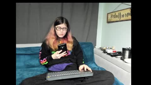 roxihazeleyes online show from 01.10.25