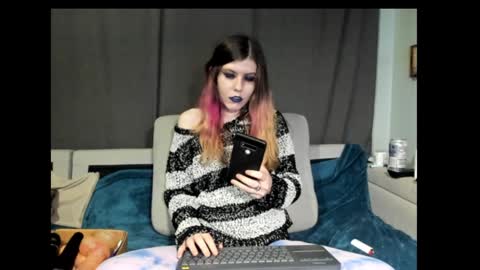 roxihazeleyes online show from 01.23.25