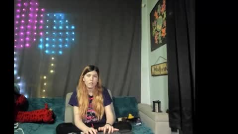 roxihazeleyes online show from 12.01.25