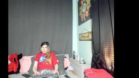 roxihazeleyes online show from 02.05.26