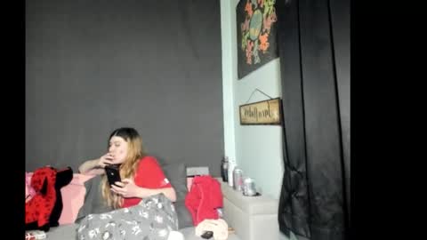 roxihazeleyes online show from 02.06.26