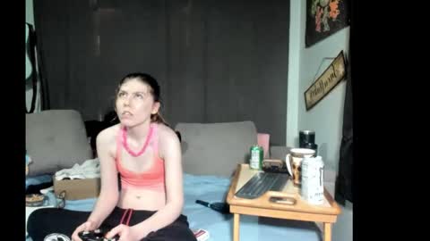 roxihazeleyes online show from 03.06.26