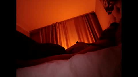 Snapshot of roxolanaa_sexy chatting on 12.29.24 ROXOLANAA SEXY online show from 12.29.24