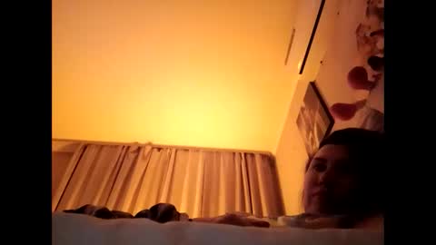 Snapshot of roxolanaa_sexy chatting on 01.03.25 ROXOLANAA SEXY online show from 01.03.25