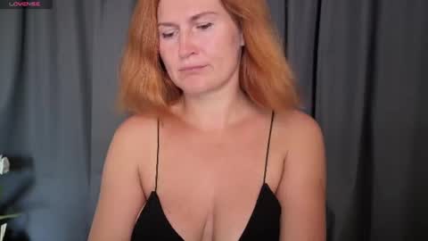Snapshot of roxxxco chatting on 06.26.26 Tatyana online show from 06.26.26