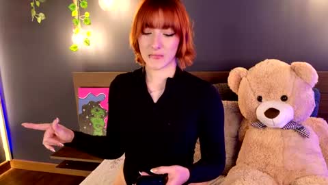 Roxx IG  online show from 06.17.26