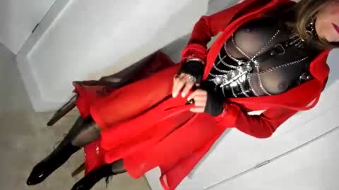 Roxy online show from 01.05.25