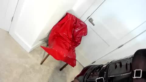 Roxy online show from 04.02.26