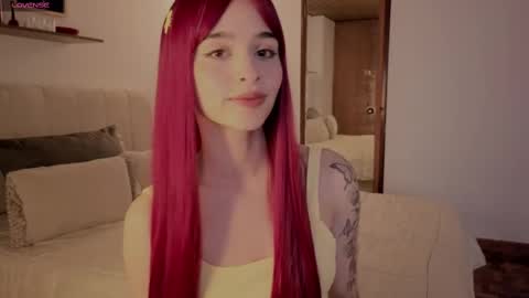 Roxxy online show from 10.06.25