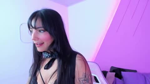 Snapshot of roxy_hell chatting on 02.20.25 Roxy hell online show from 02.20.25
