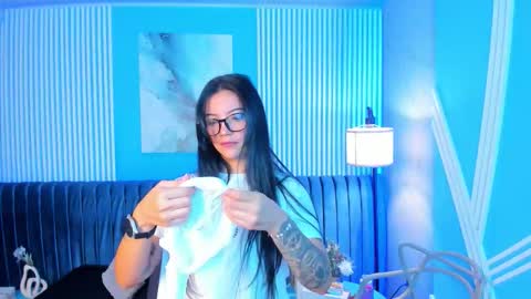 Roxy hell online show from 11.27.25