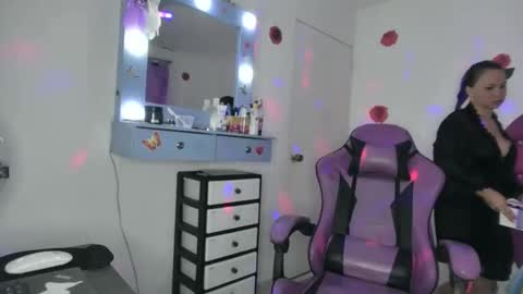 Roxy online show from 05.06.26