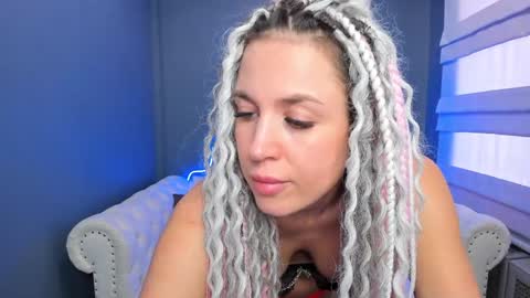 Snapshot of roxy_mars chatting on 01.16.25 Roxy online show from 01.16.25