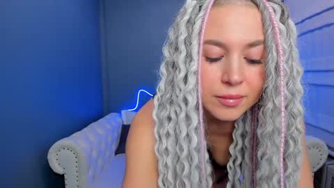 Snapshot of roxy_mars chatting on 01.28.25 Roxy online show from 01.28.25