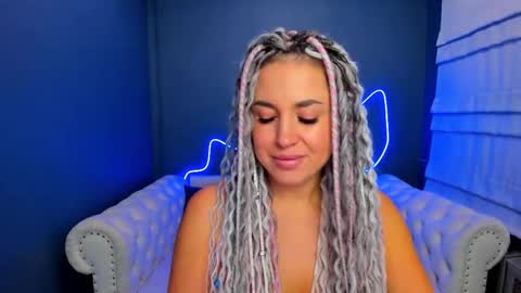 Roxy online show from 10.18.25