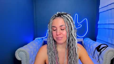 Roxy online show from 02.05.26