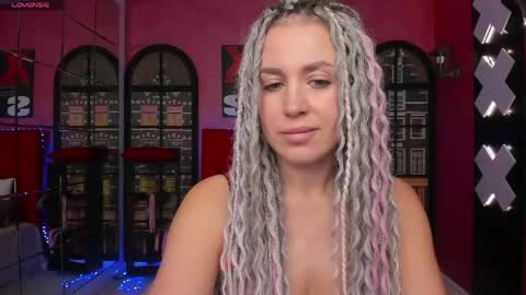 Roxy online show from 05.08.26
